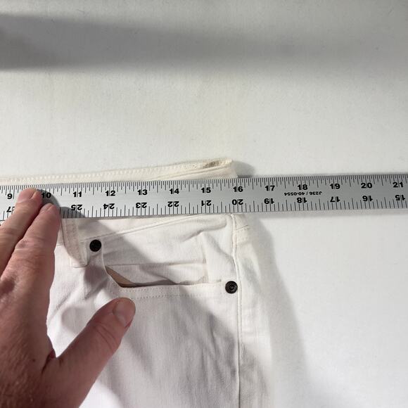 L.L. Bean Stretch Jeans Woman's 12 Classic Fit Upstretched 32W White 5-Pocket - Picture 9 of 14